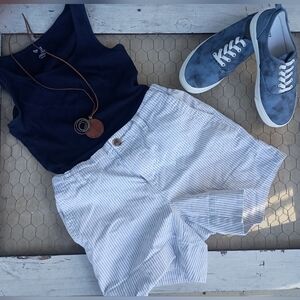 Women's Old Navy shorts! 👀 Get ready for Summer 🌞🏝️